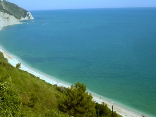 Ancona mare spiagge porti